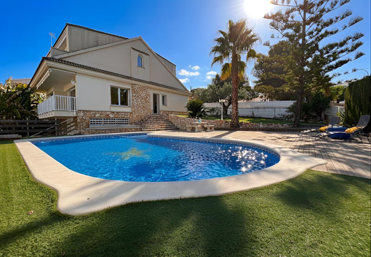 Villa en Roda de Barà - Villa Palmeral