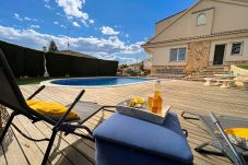 Villa en Roda de Barà - Villa Palmeral